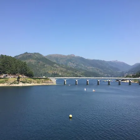 Ri&vale Alojamentos Nyaraló Vieira do Minho