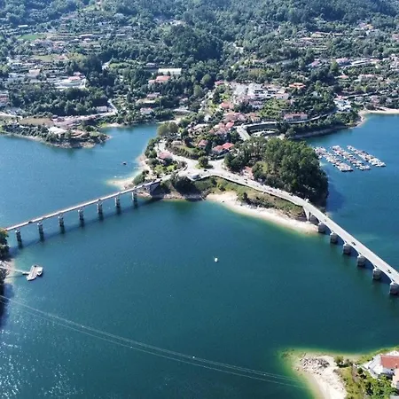 Ri&vale Alojamentos Nyaraló