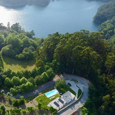 Ri&vale Alojamentos Nyaraló