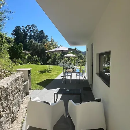 Ri&vale Alojamentos Nyaraló Vieira do Minho