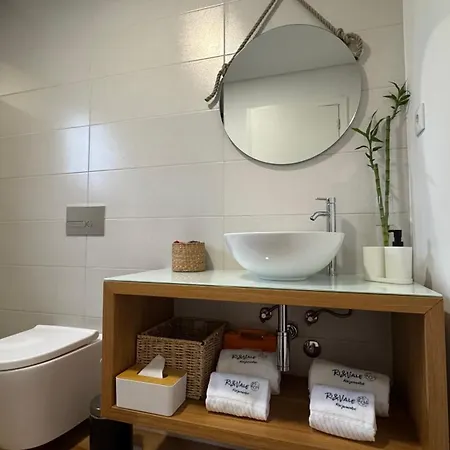 Ri&vale Alojamentos Casa vacanze *