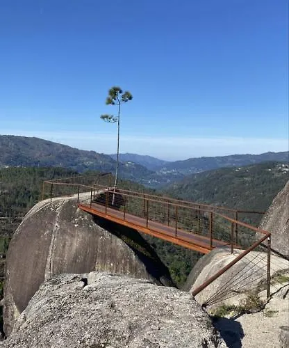 Ri&vale Alojamentos בית נופש