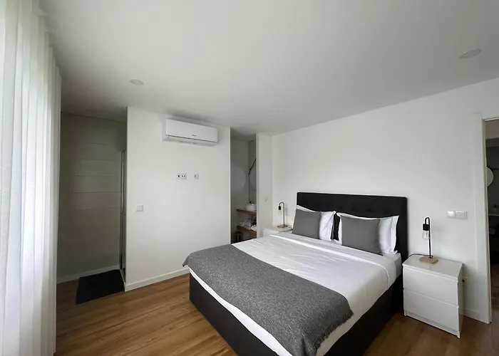 Ri&vale Alojamentos 펜션